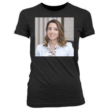 Aubrey Plaza Women's Junior Cut Crewneck T-Shirt