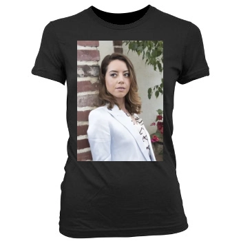 Aubrey Plaza Women's Junior Cut Crewneck T-Shirt