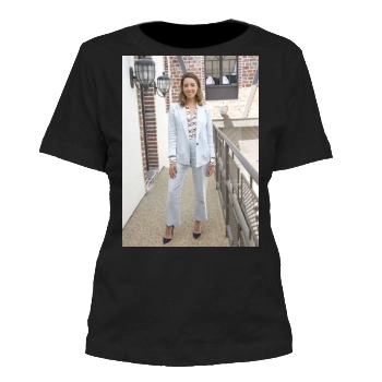 Aubrey Plaza Women's Cut T-Shirt