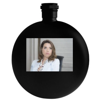 Aubrey Plaza Round Flask