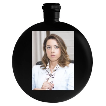 Aubrey Plaza Round Flask