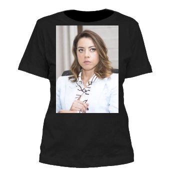 Aubrey Plaza Women's Cut T-Shirt