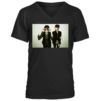 Tegan and Sara Men's V-Neck T-Shirt