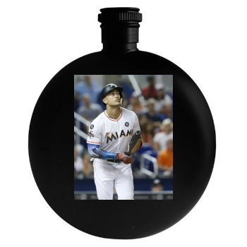 Giancarlo Stanton Round Flask