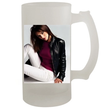 Elizabeth Hurley 16oz Frosted Beer Stein