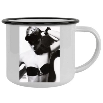 Fabiana Semprebom Camping Mug