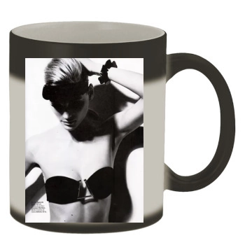 Fabiana Semprebom Color Changing Mug