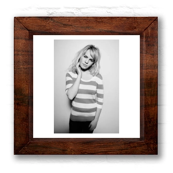 Hilary Duff 6x6