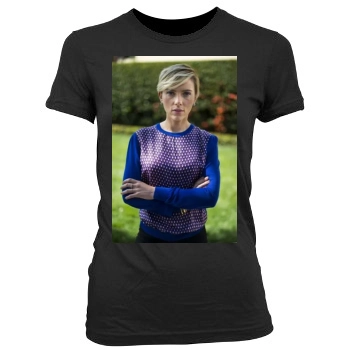 Scarlett Johansson Women's Junior Cut Crewneck T-Shirt