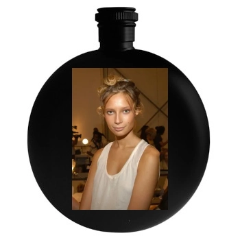 Tiiu Kuik Round Flask