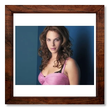 Amanda Righetti 12x12