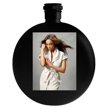 Tyra Banks Round Flask