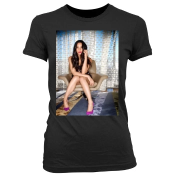 Olivia Munn Women's Junior Cut Crewneck T-Shirt