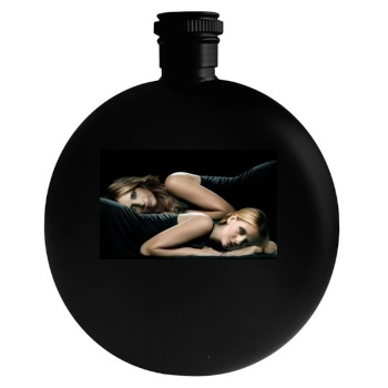 Sarah Michelle Gellar Round Flask