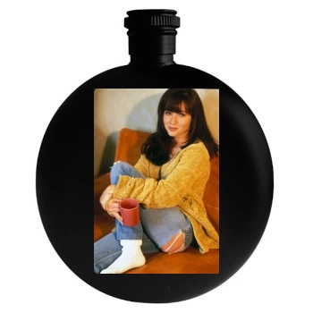 Shannen Doherty Round Flask