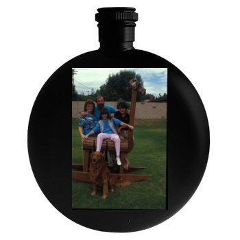 Shannen Doherty Round Flask