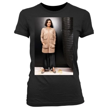 Shannyn Sossamon Women's Junior Cut Crewneck T-Shirt