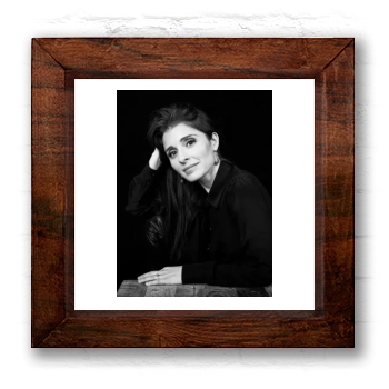 Shiri Appleby 6x6