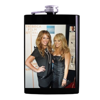 Haylie Duff Hip Flask