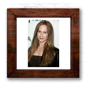 Holly Hunter 6x6