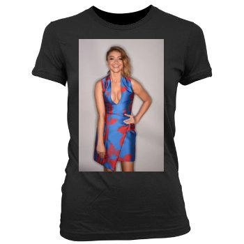 Sarah Hyland Women's Junior Cut Crewneck T-Shirt