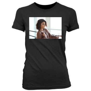 Sarah Hyland Women's Junior Cut Crewneck T-Shirt