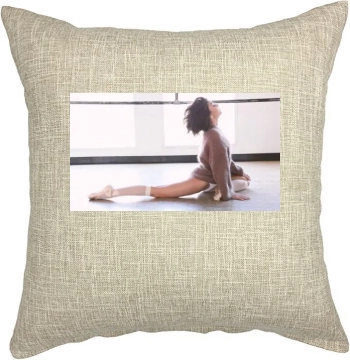 Sarah Hyland Pillow