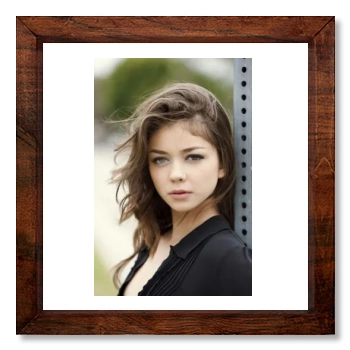 Sarah Hyland 12x12