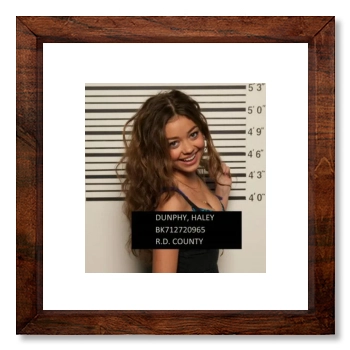 Sarah Hyland 12x12