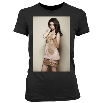 Sarah Hyland Women's Junior Cut Crewneck T-Shirt