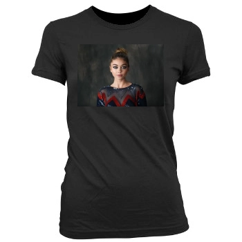 Sarah Hyland Women's Junior Cut Crewneck T-Shirt