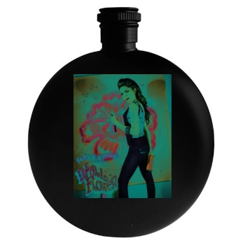 Sarah Hyland Round Flask