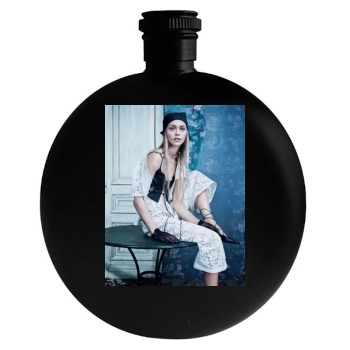 Sasha Pivovarova Round Flask