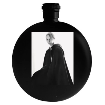 Sasha Pivovarova Round Flask