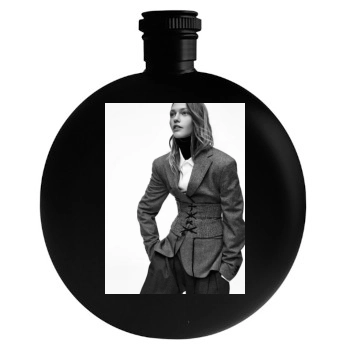 Sasha Pivovarova Round Flask