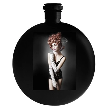 Sasha Pivovarova Round Flask