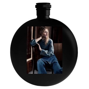 Sasha Pivovarova Round Flask