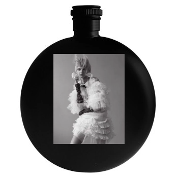 Sasha Pivovarova Round Flask