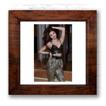 Selena Gomez 6x6