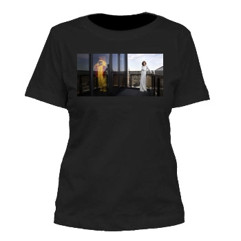 Sigourney Weaver Women's Cut T-Shirt