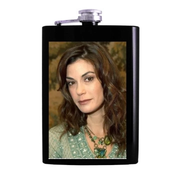 Teri Hatcher Hip Flask