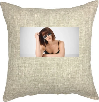 Mary Elizabeth Winstead Pillow