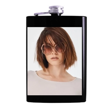 Mary Elizabeth Winstead Hip Flask