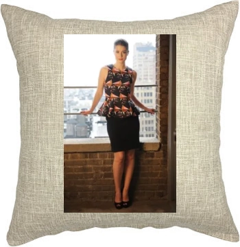 Mary Elizabeth Winstead Pillow