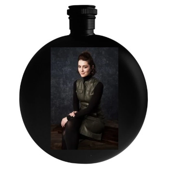 Mary Elizabeth Winstead Round Flask