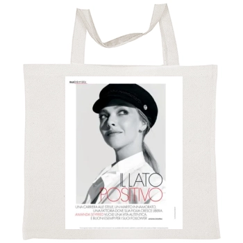 Amanda Seyfried Tote