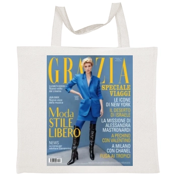 Elizabeth Debicki Tote