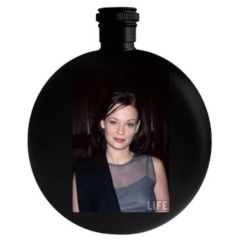 Samantha Mathis Round Flask