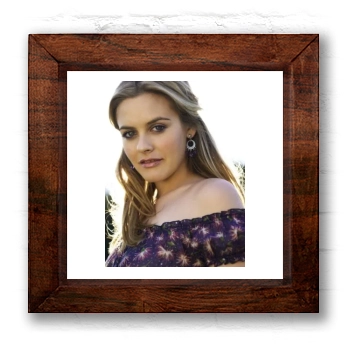 Alicia Silverstone 6x6