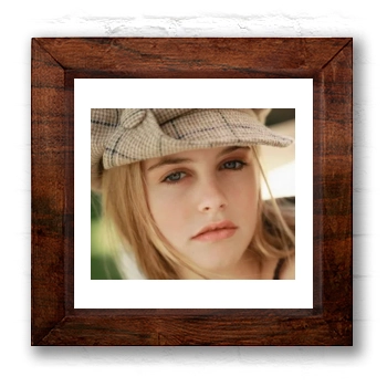 Alicia Silverstone 6x6